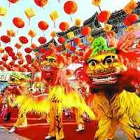 赶庙会朋友圈配图北方逛庙会热闹配图图片
