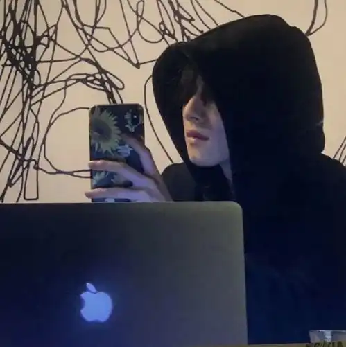 女生看一眼就心动的男生头像
