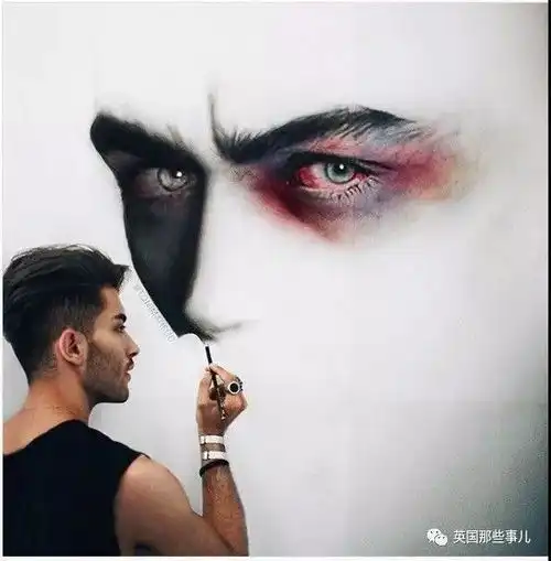 寻麓有颜有肉有才华,这个德国小哥,可以在猛男和才子之间随意切换
