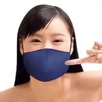 微信女生戴口罩短发头像黑白头像女生
