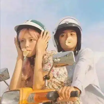 tang.369甜甜的情侣头像来咯
