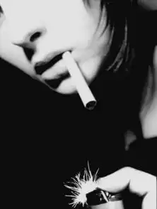 说有唯美伤感点的非主流头像网名个性签名
