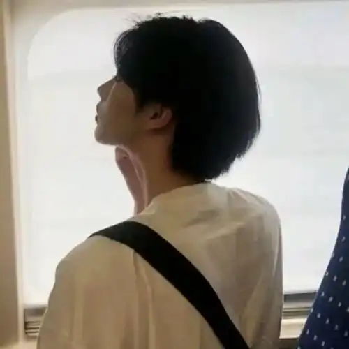 男头背负一切骂名欢快生存
