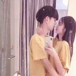 超好看的微信情侣头像00后最爱

