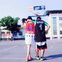 篮球情侣头像
