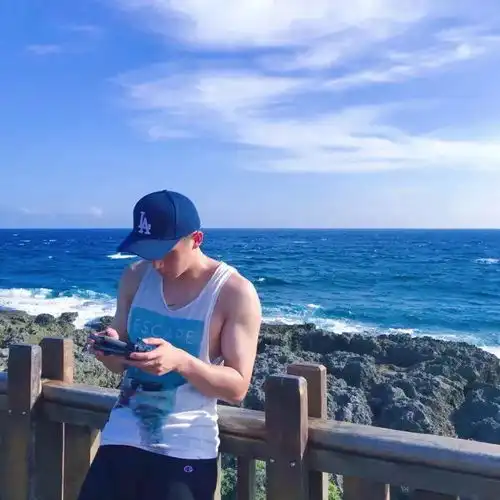 吹爆这期,不明显单人情头超级温柔且值得分享的文案合集
