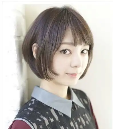 圆脸适合长发还是短发呢
