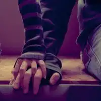好看的十指紧扣头像
