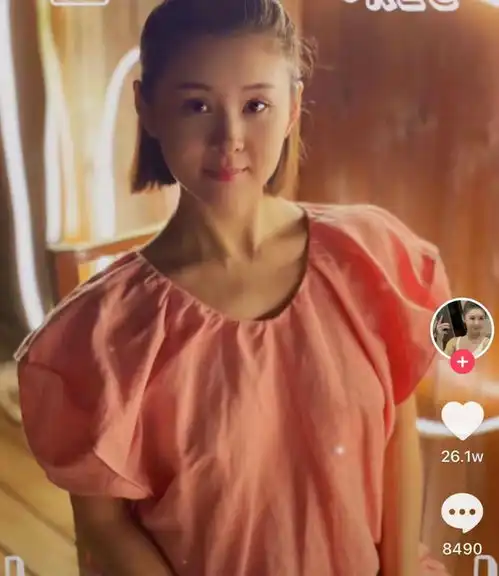36岁李小萌怀二胎,网友和金太郎是娱乐圈难得的一对正能量夫妻
