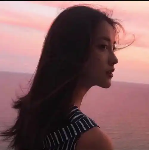 安全感女生头像
