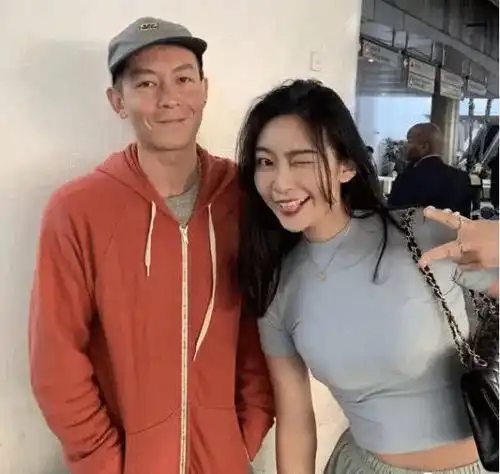 疯狂女粉们,花2000万拿下陈冠希拍情侣戏,为见偶像家破人亡
