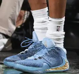 15日nba球星上脚球鞋乔治上脚pg3新赛季复出首秀
