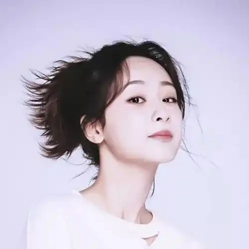 杨紫头像图片高清
