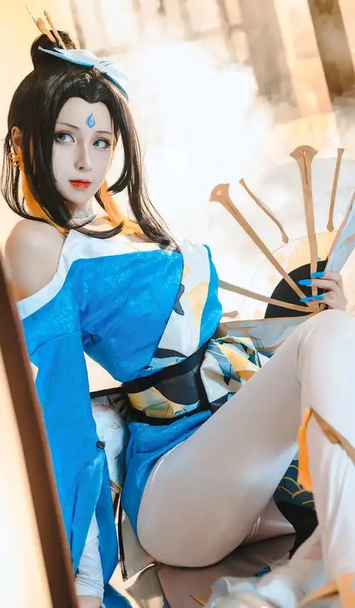 王者荣耀不知火舞魅语cos
