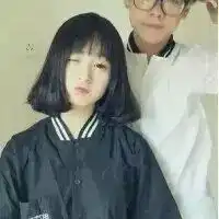 恩爱无比情侣qq头像想被爱的时候有人来爱你
