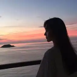 当我唱起这首歌情侣头像
