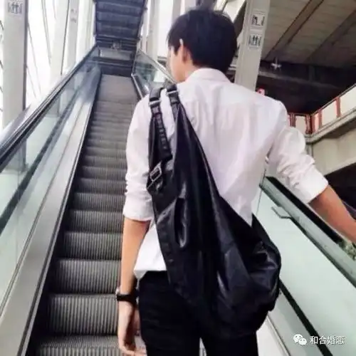 186的帅气小哥哥名校硕士工作在政府机关
