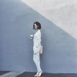 怎样用手机拍出性冷淡风的照片
