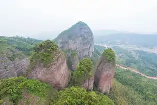 399纯玩江西鹰嘴桃任摘任吃龙南武当山u型玻璃桥关西围屋冰雪世界
