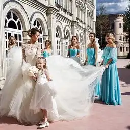 牵手游世界的情侣结婚啦踏上只有1的人去过的欧洲绝美之地
