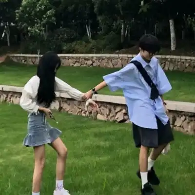情侣照片真人头像,超甜氛围感的真人情头
