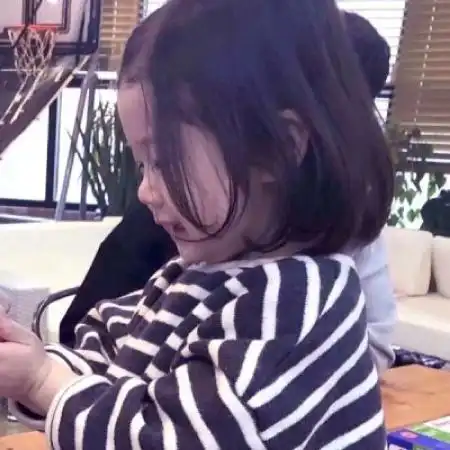 小孩情侣头像,孩子时期我们相遇注定逃不掉了
