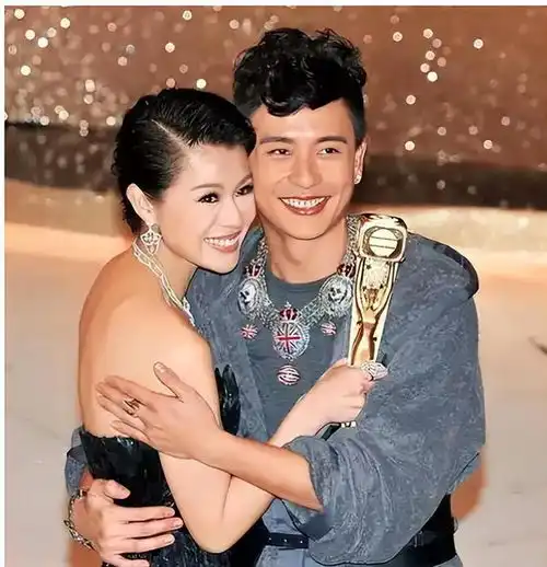前任花心,现任渣男胡杏儿如今的处境,又验证了杨幂说的那句话
