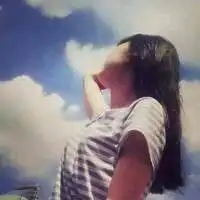 qq情侣头像三个一左一右情侣头像如果我表白成功了,请祝我幸福
