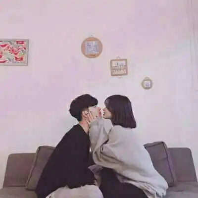 霖夏我真的很喜欢你,但是你的心qq情侣头像我要个性网
