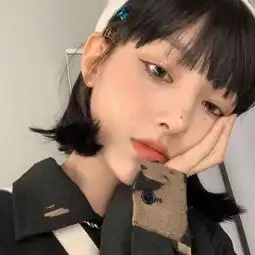 女士短发的微信头像女人最适合的微信头短发像

