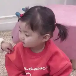 甜甜的情侣头像
