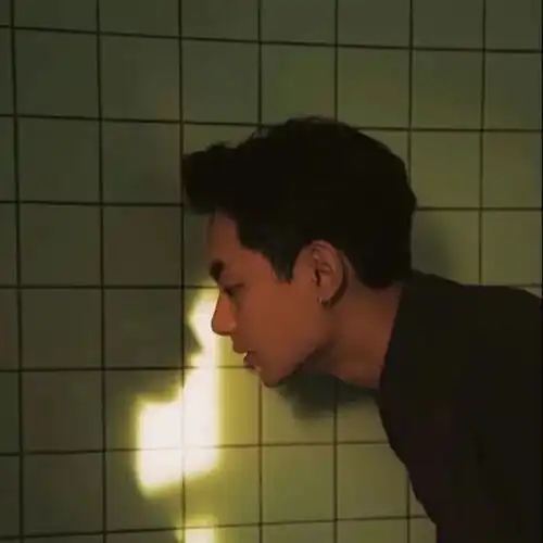 希望你的眼睛一直笑
