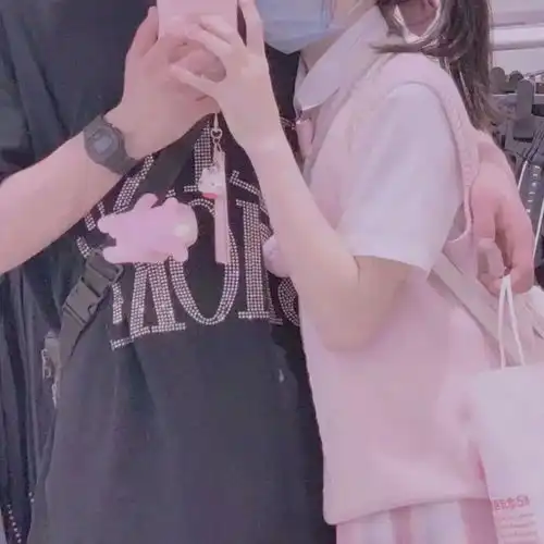 森系清新唯美情侣头像
