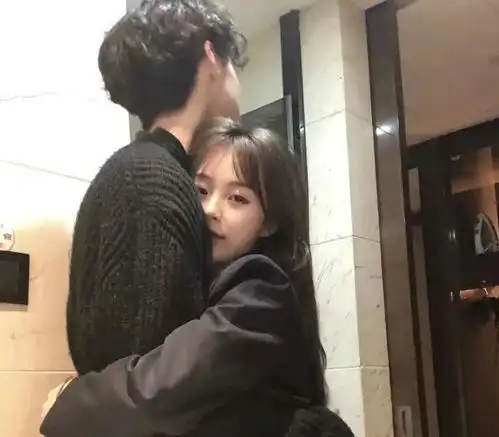 男生总是回复嗯或哦怎么办教你3招,小狼狗秒变小奶狗
