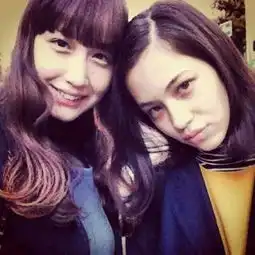 大咖头条大小s领衔娱乐圈最美姐妹花
