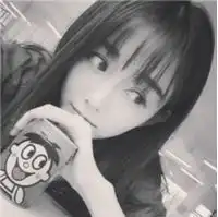 qq情侣头像灰色要和这个配对的
