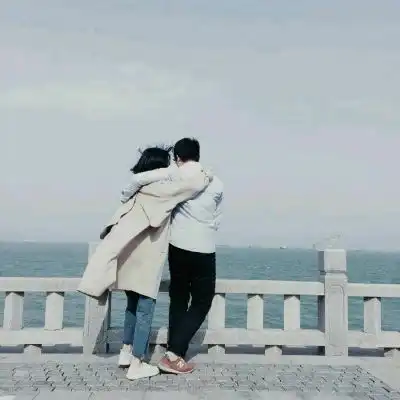 两人一组qq情侣头像
