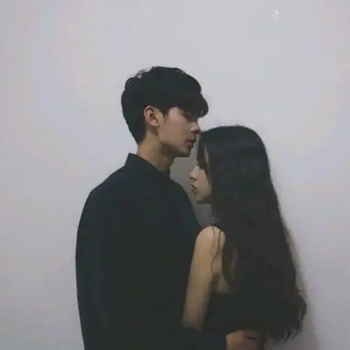 两位女人的心声,丈夫不能要求妻子会赚钱,还要照顾家
