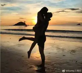 劈腿劈到太平洋,兜兜转转又回到原点,希望不要再辜负任何一个女孩
