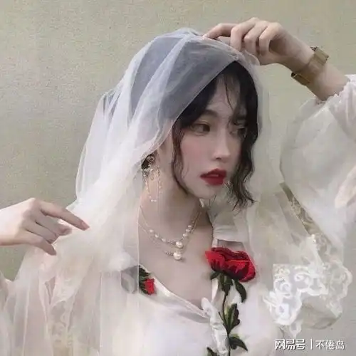 9.9买条裤子被骂三天,如果你想结婚,先去看看凌晨3点朋友圈
