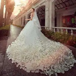 2017婚纱图片大全,婚纱礼服风格展示
