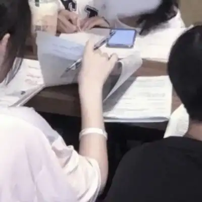 六人情头你是温柔本身是我要的情侣头像我要个性网
