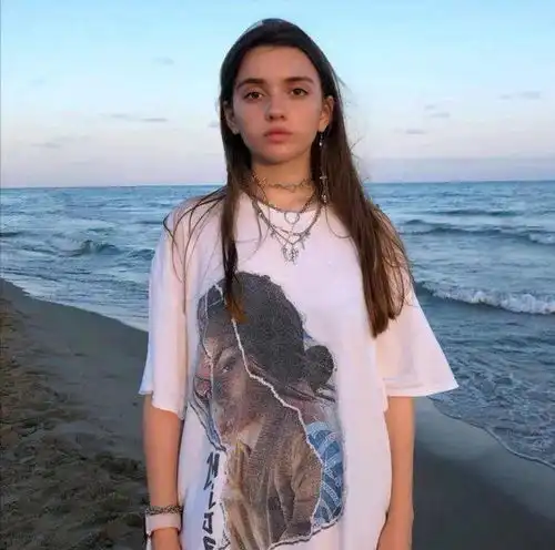 高质量欧美男女头像图
