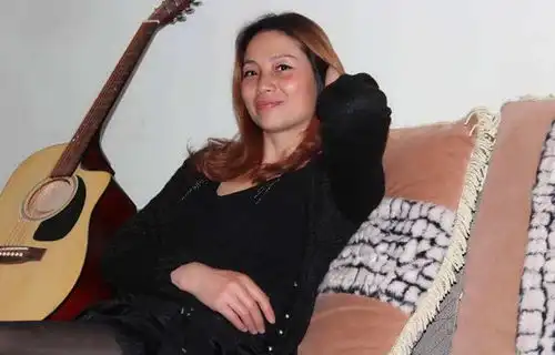 男女要明白有了家庭,就别对婚外的人走肾

