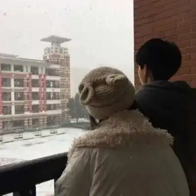 情侣头像林瑶和大笨蛋一起用的情头a第124期
