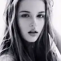 欧美美女图片头像黑白黑白风格优质欧美美女头像
