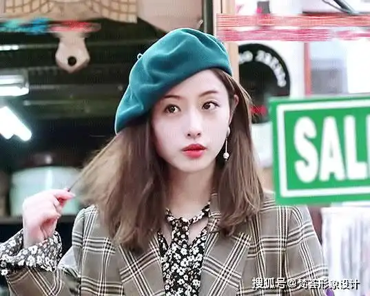 贝雷帽怎么戴好看优雅灵性的贝雷帽要这样穿搭
