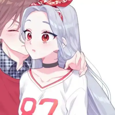 最热情侣头像一人一半动漫女人活就要高傲
